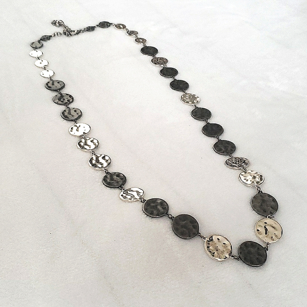 Long metallic necklace